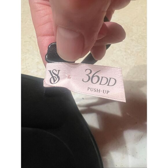 Victoria Secret Push Up Black Bra Sz 36DD NWT - Picture 4 of 6